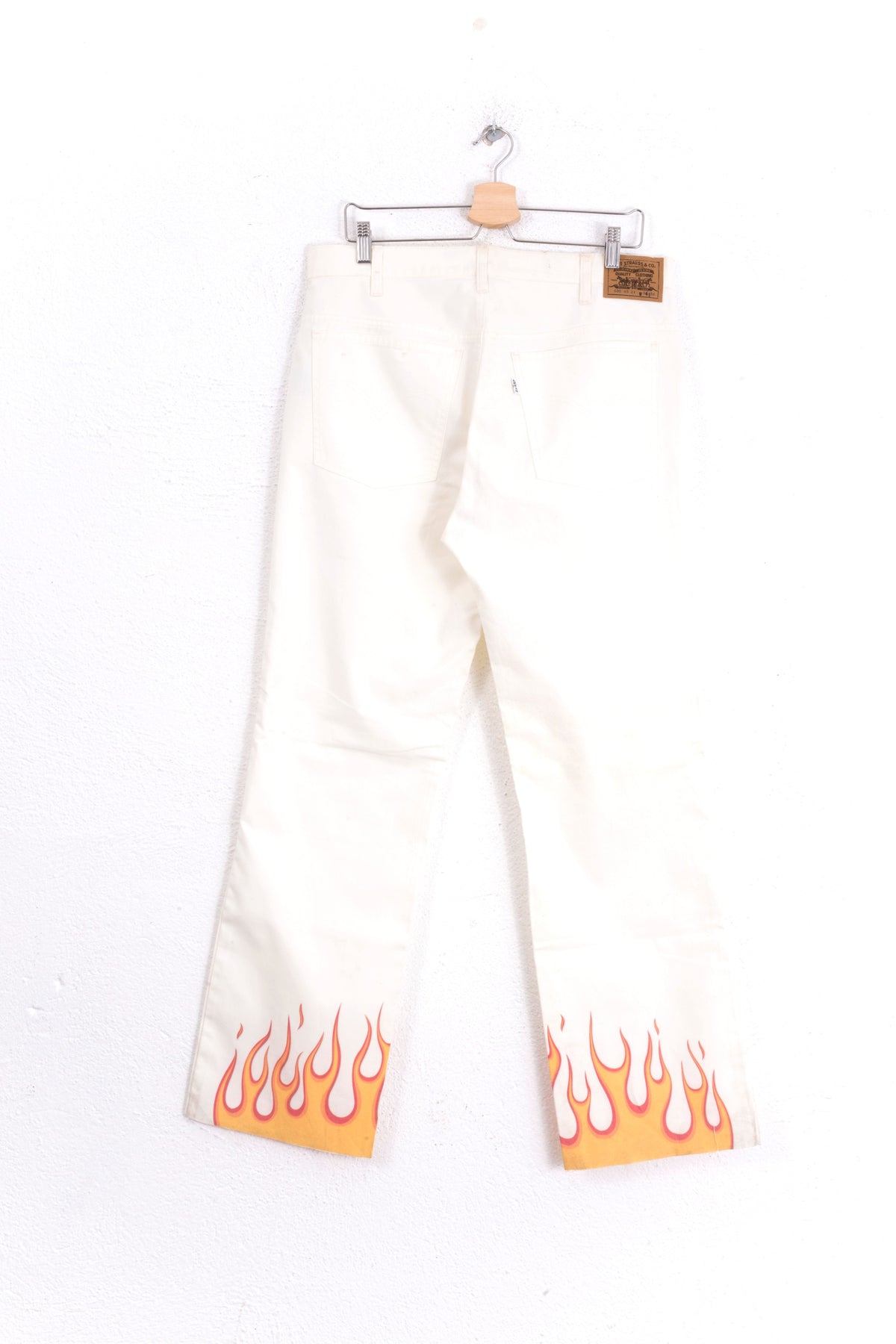 PANTALONI LEVI'S 630 VINTAGE CON FIAMME