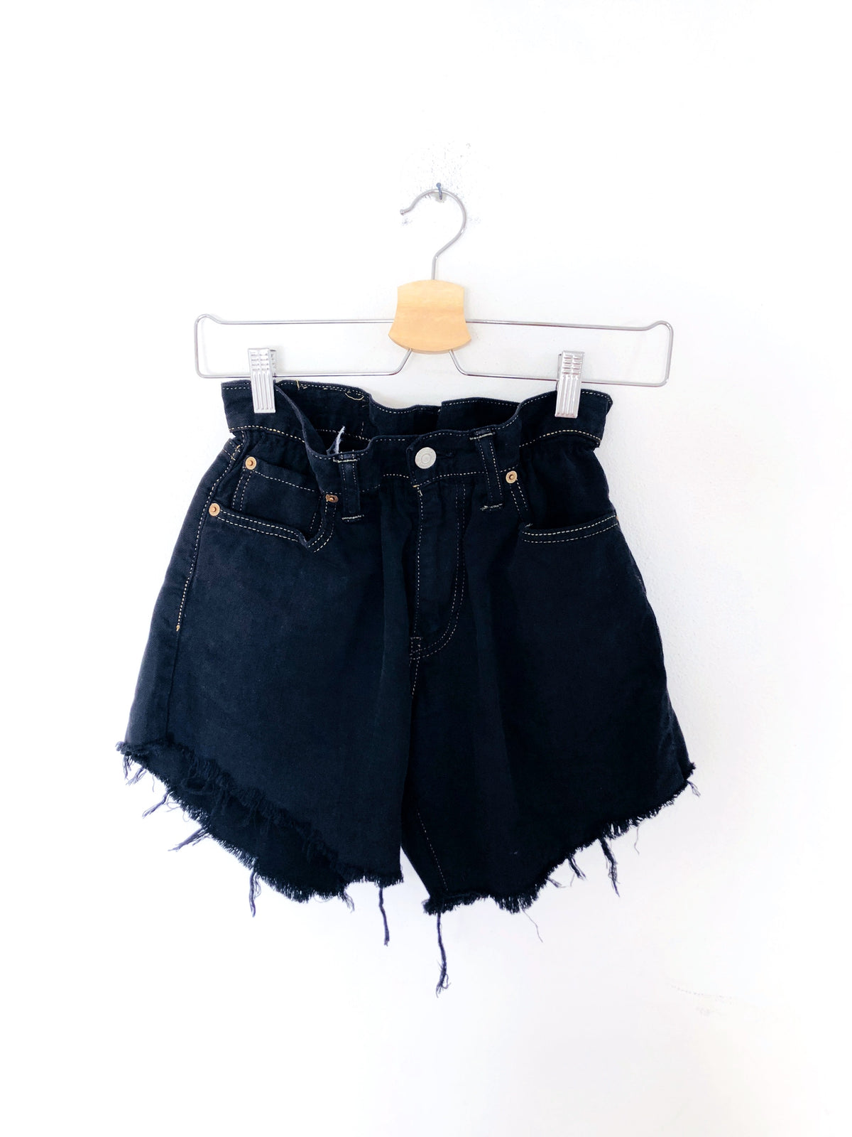 SHORTS A CARAMELLA LEVI'S VINTAGE