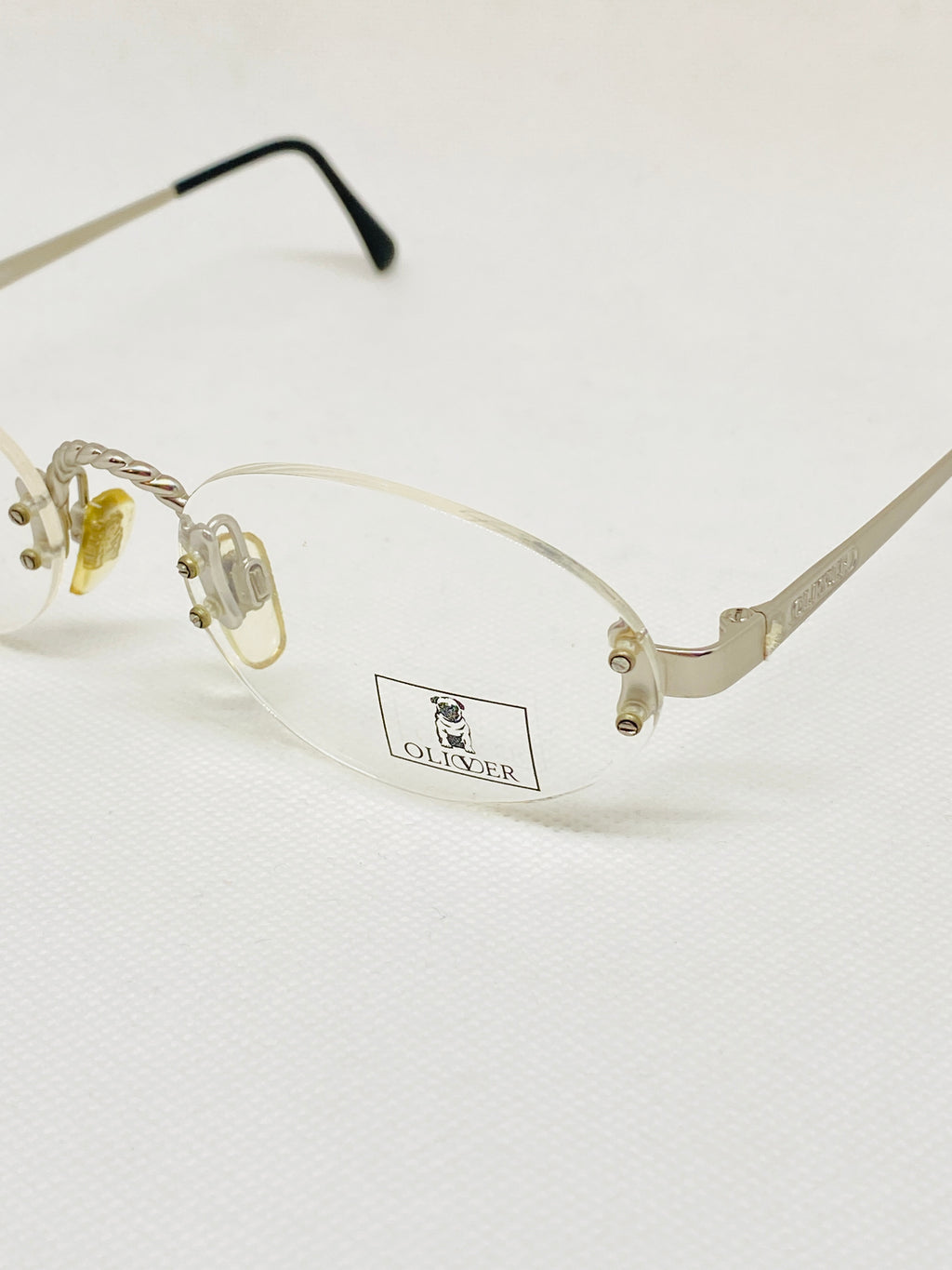 OLIVER by Valentino 1350 1031 54 18 135 vintage glasses DEADSTOCK