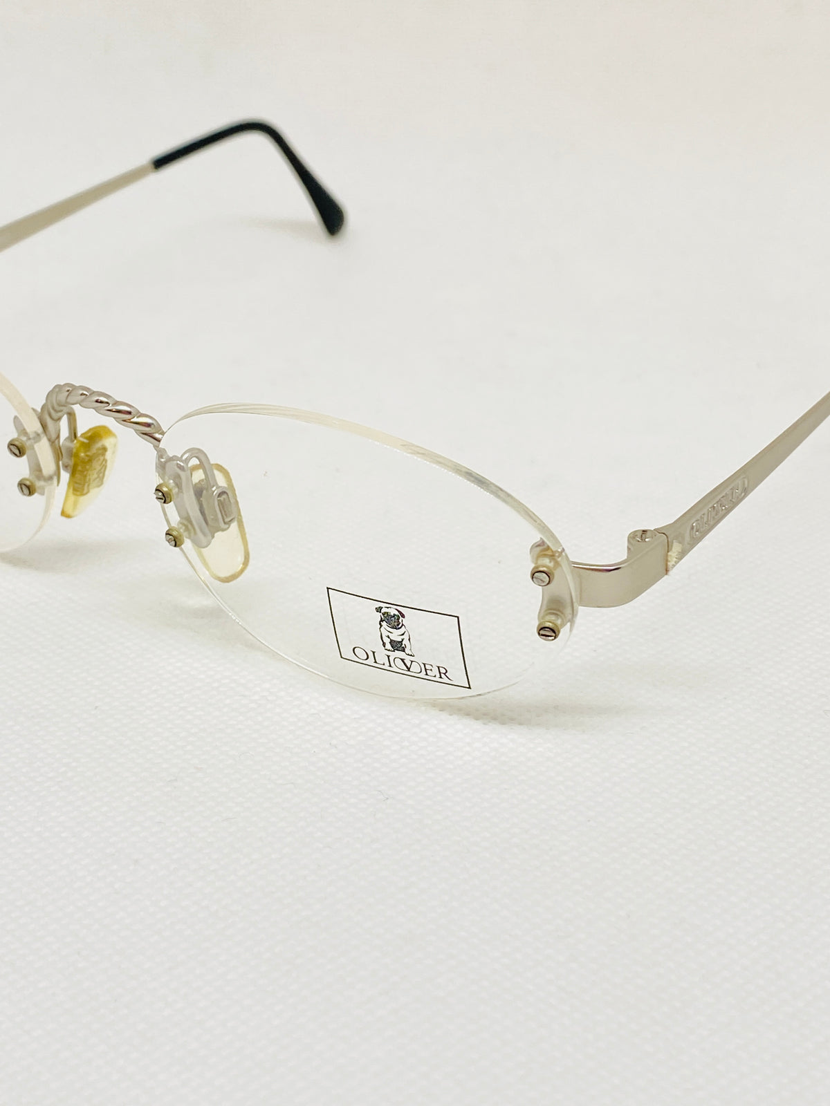 OLIVER by Valentino 1350 1031 54 18 135 vintage glasses DEADSTOCK