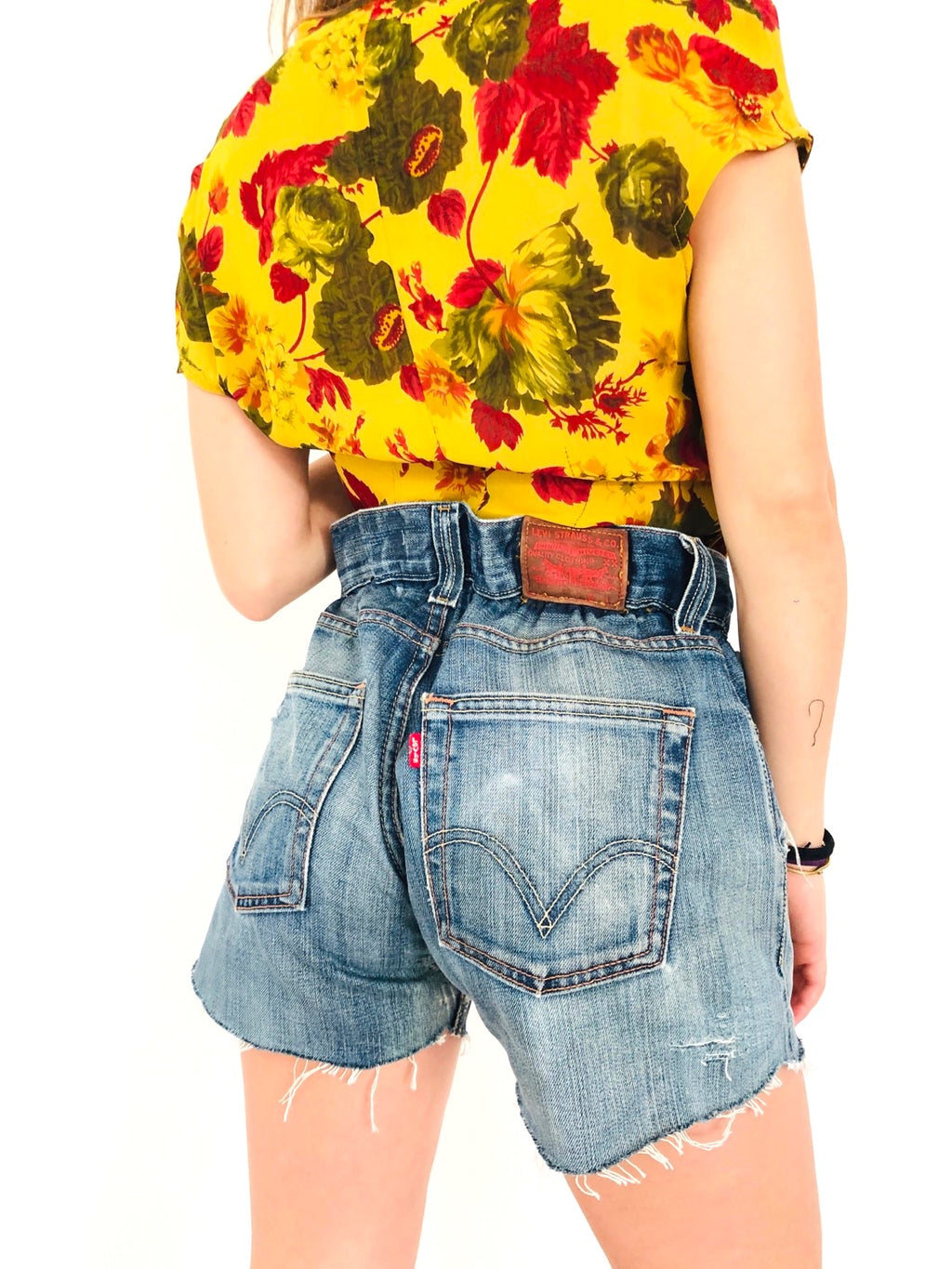 SHORTS A CARAMELLA LEVI’S