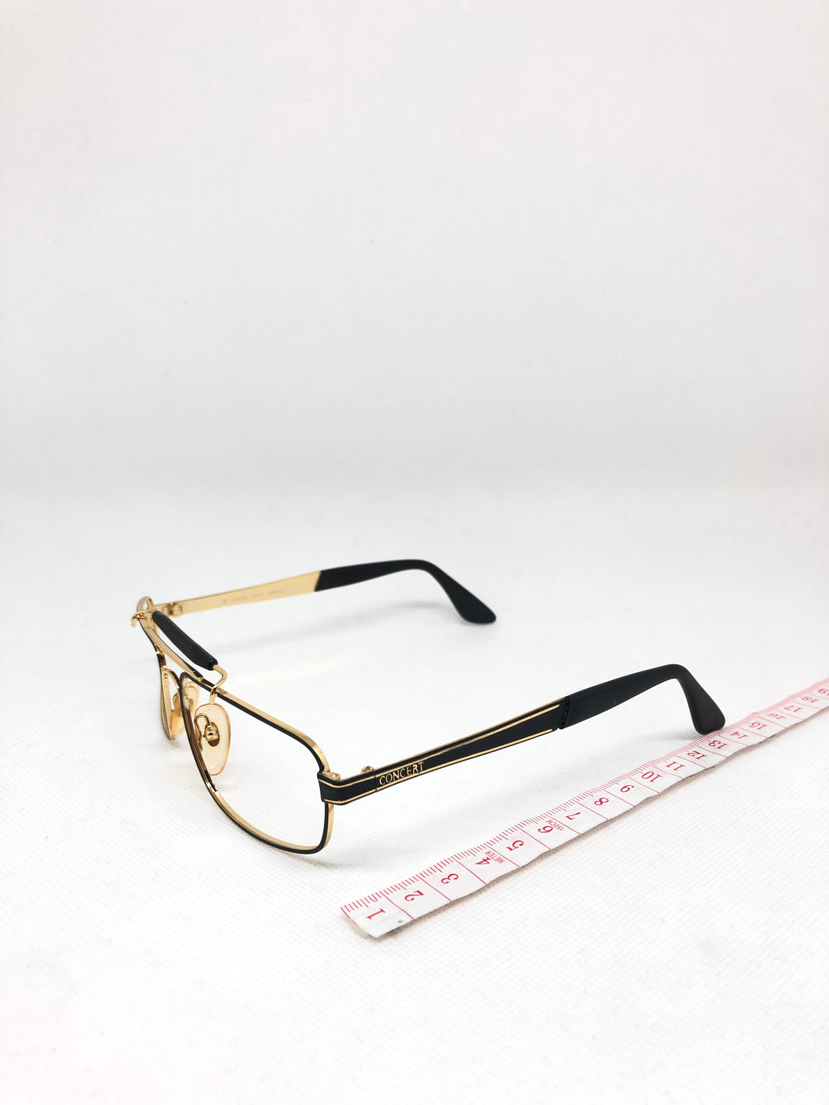 CONCERT 0337 56 17 n vintage glasses DEADSTOCK