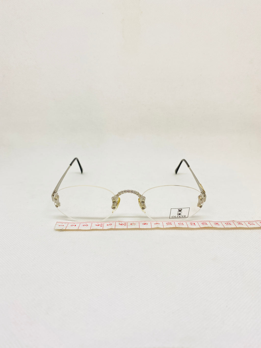 OLIVER by Valentino 1350 1031 54 18 135 vintage glasses DEADSTOCK