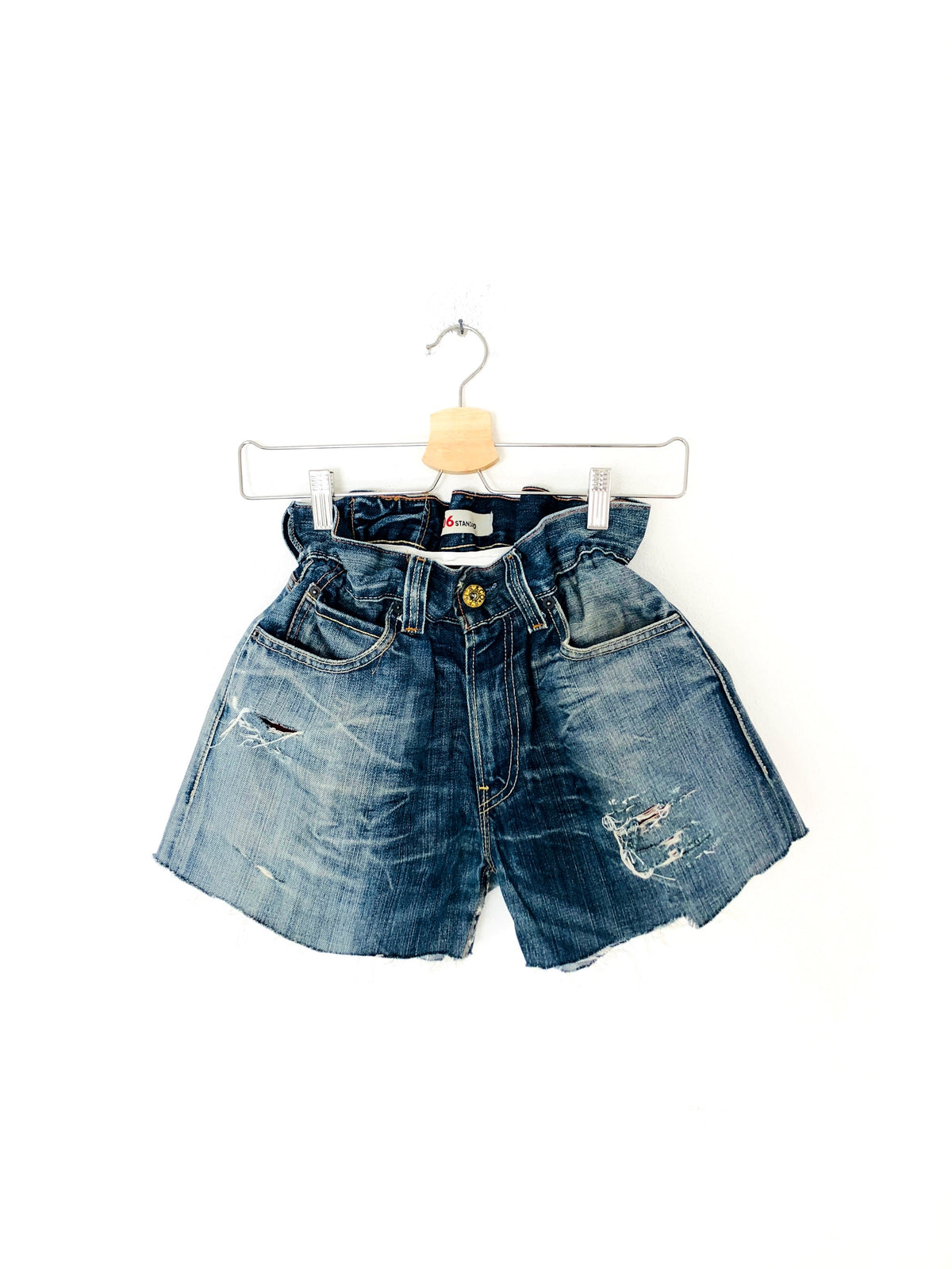 SHORTS A CARAMELLA LEVI’S