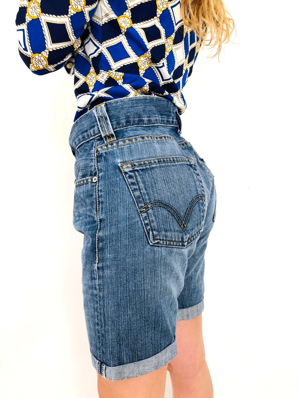 SHORTS A CARAMELLA LEVI’S