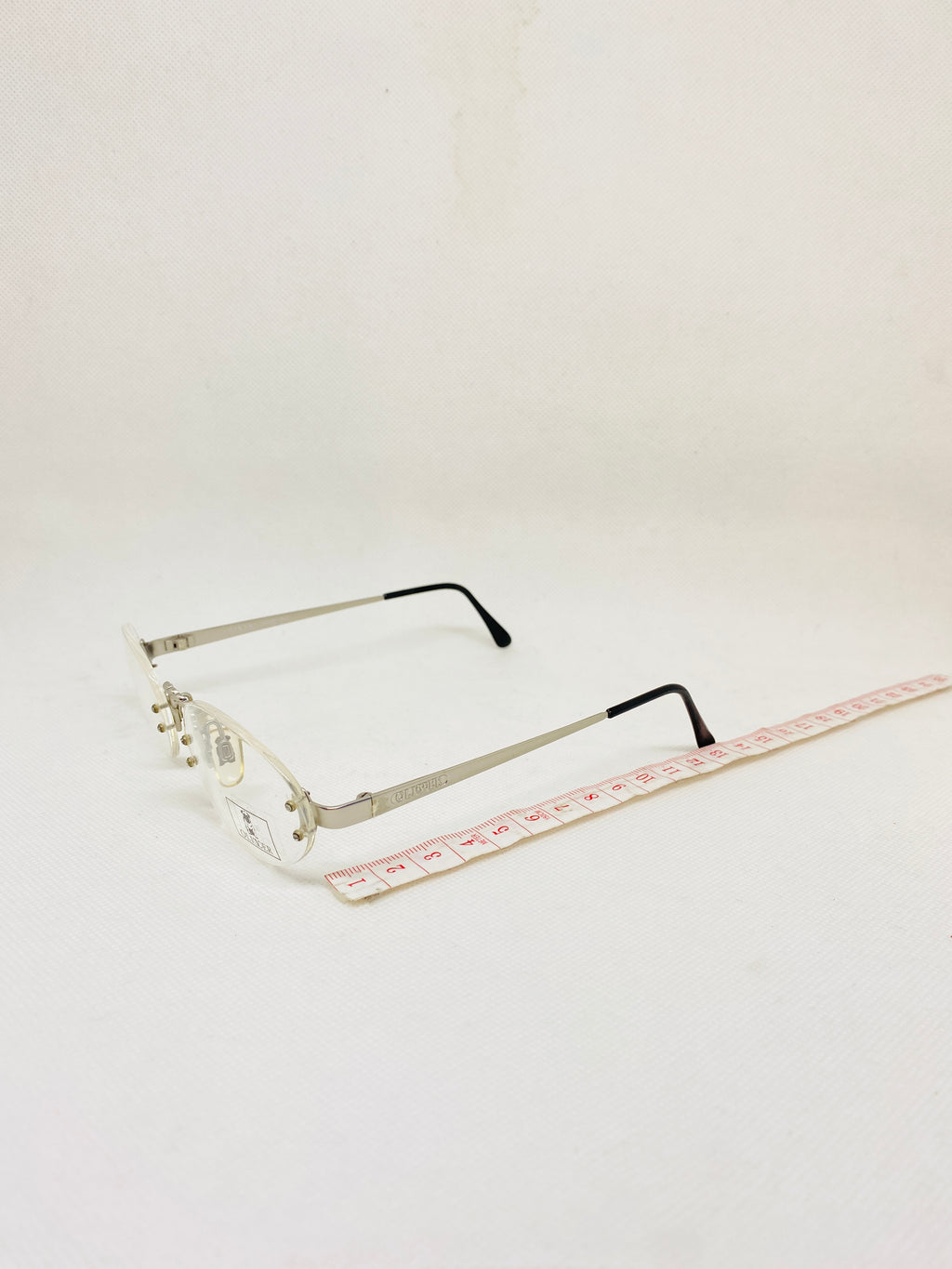 OLIVER by Valentino 1350 1031 54 18 135 vintage glasses DEADSTOCK