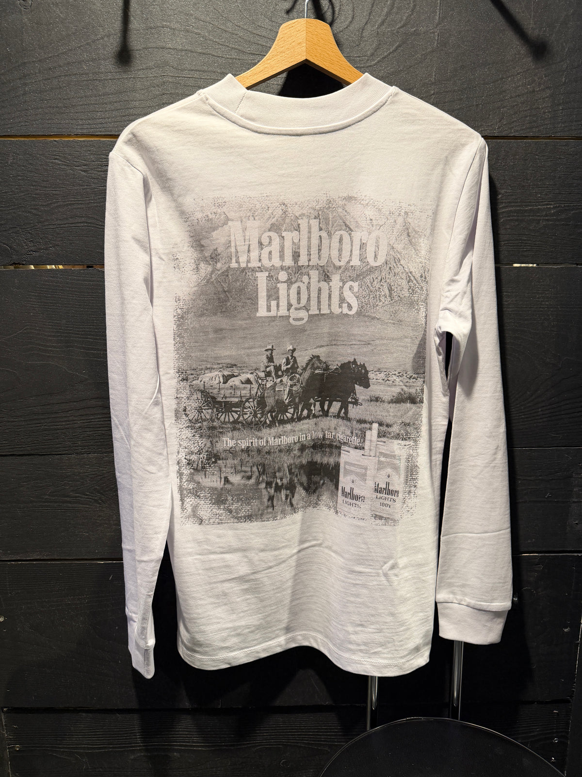 Long sleeve country white limited lights