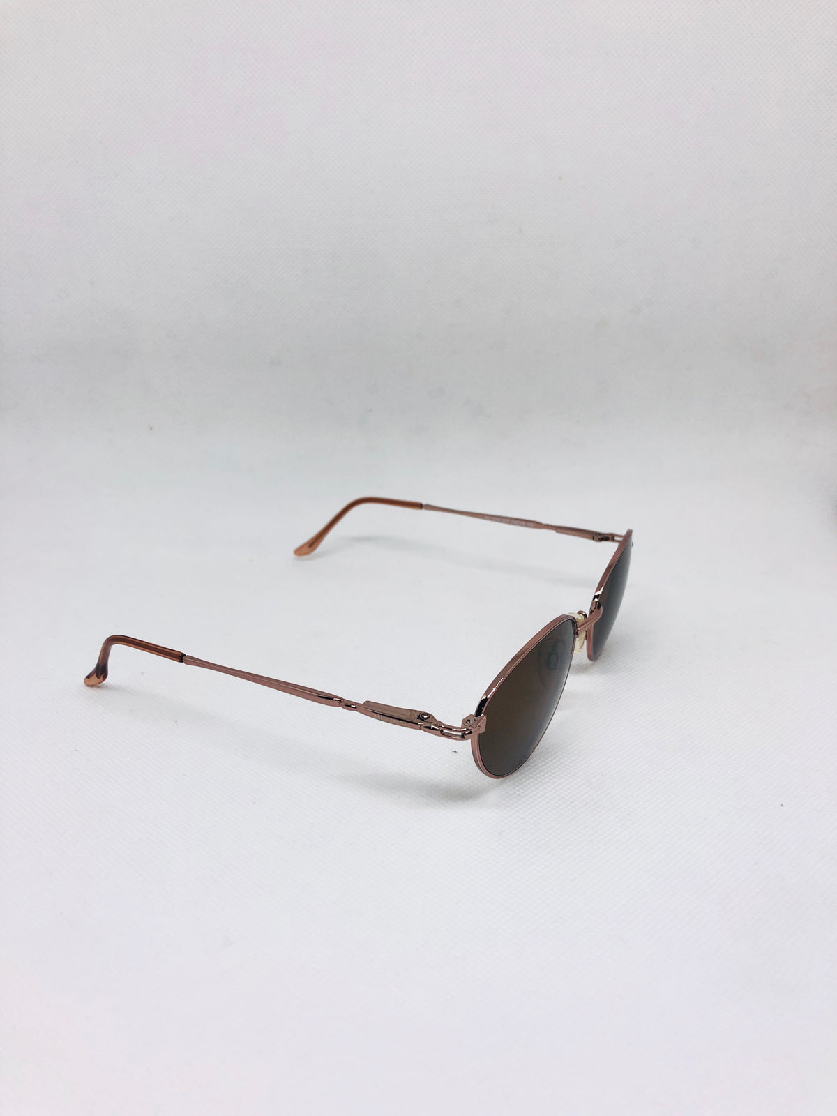 REVLON rv 008 e57 55 18 135 vintage sunglasses DEADSTOCK