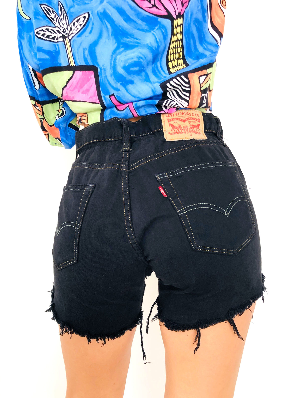 SHORTS A CARAMELLA LEVI'S VINTAGE