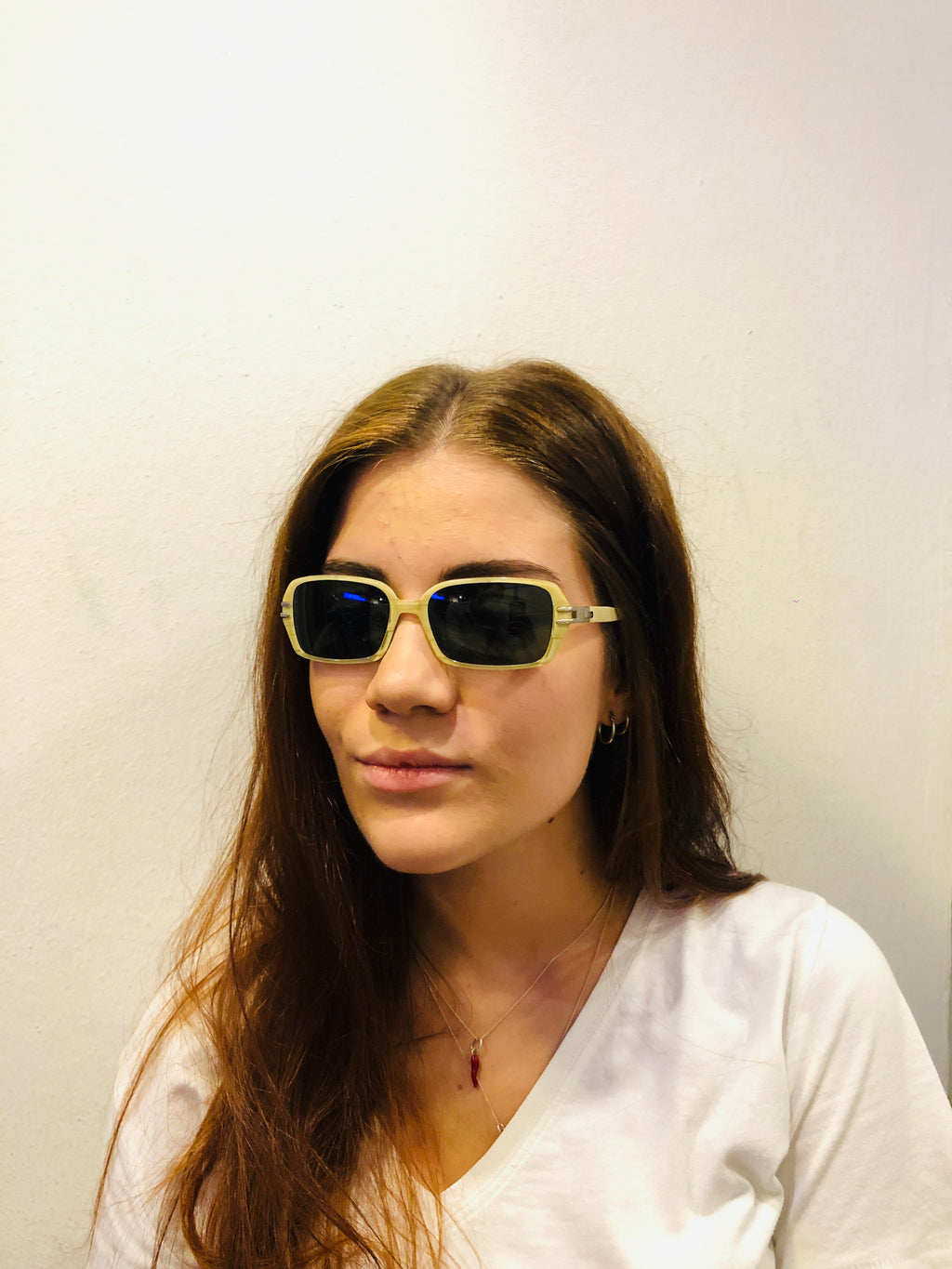 REVLON rv 1025 04 52 16 135 66 vintage sunglasses DEADSTOCK