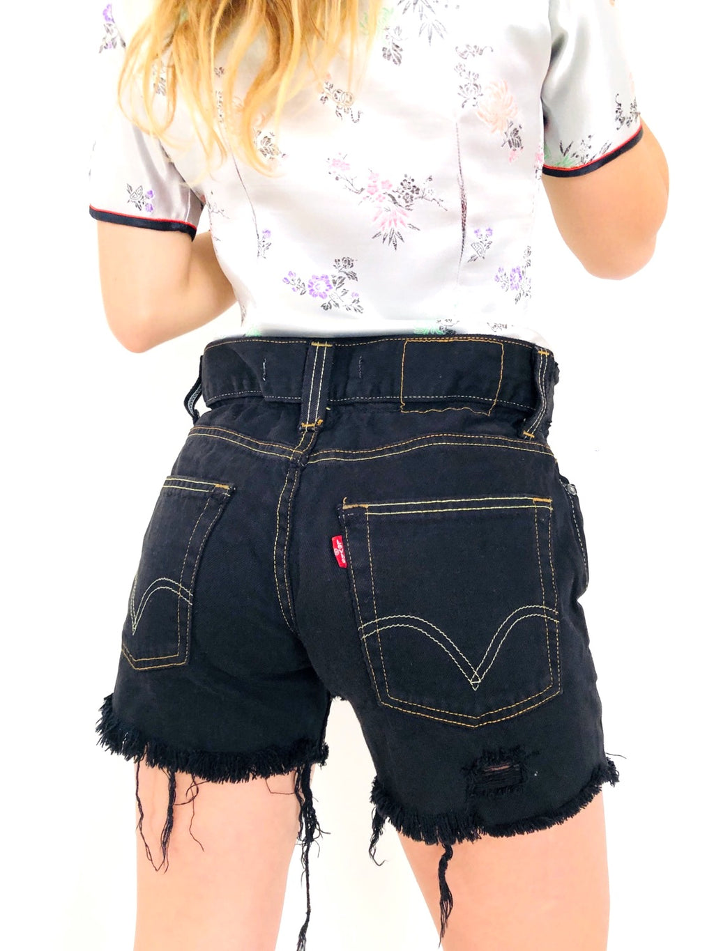 SHORTS A CARAMELLA LEVI'S VINTAGE