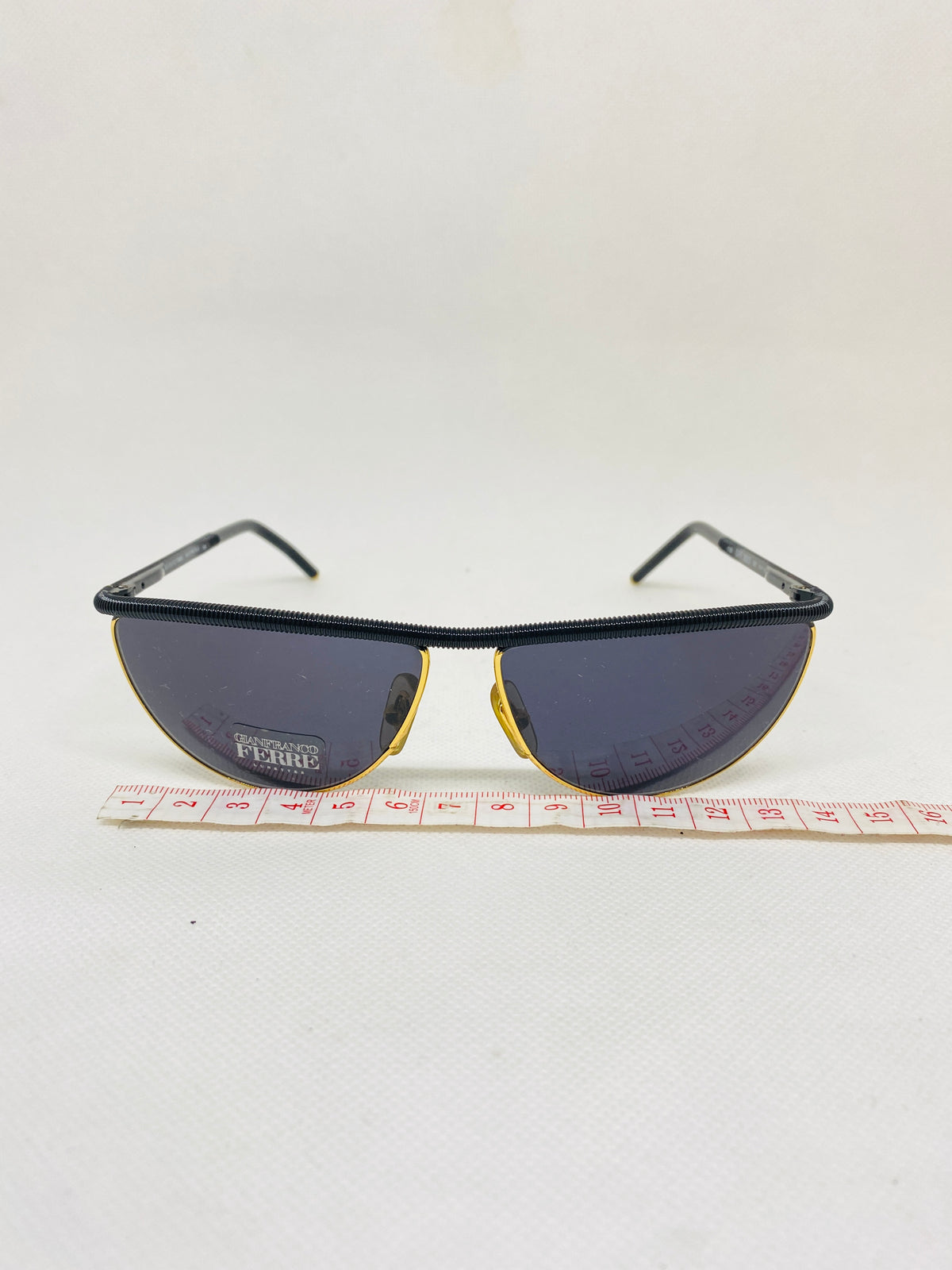 GIANFRANCOFERRE 262/s 031 61 31 135 vintage sunglasses DEADSTOCK