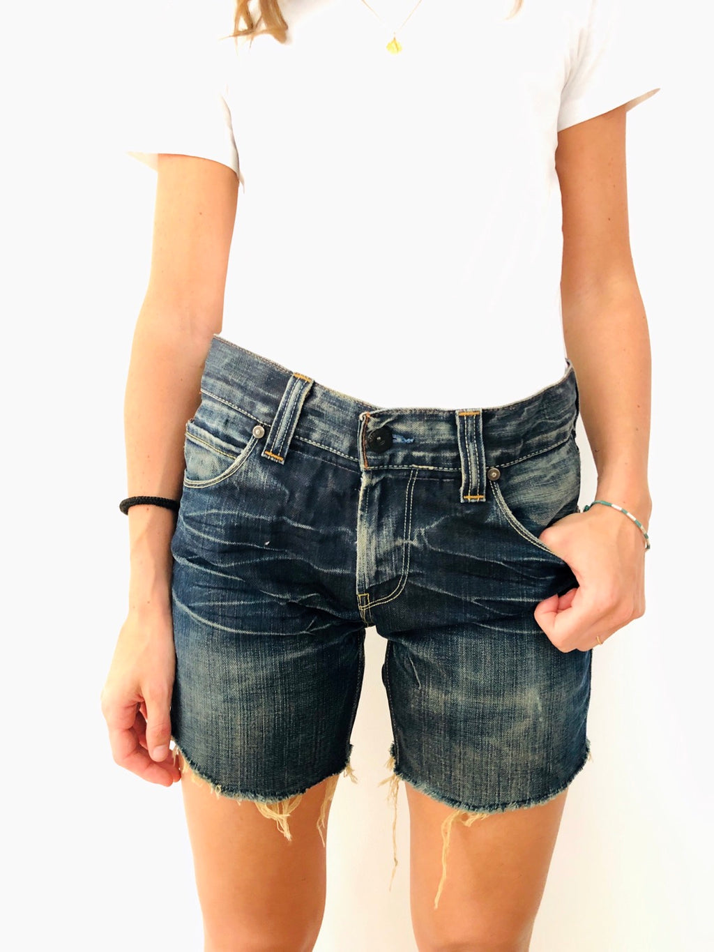 SHORTS A CARAMELLA LEVI’S VINTAGE