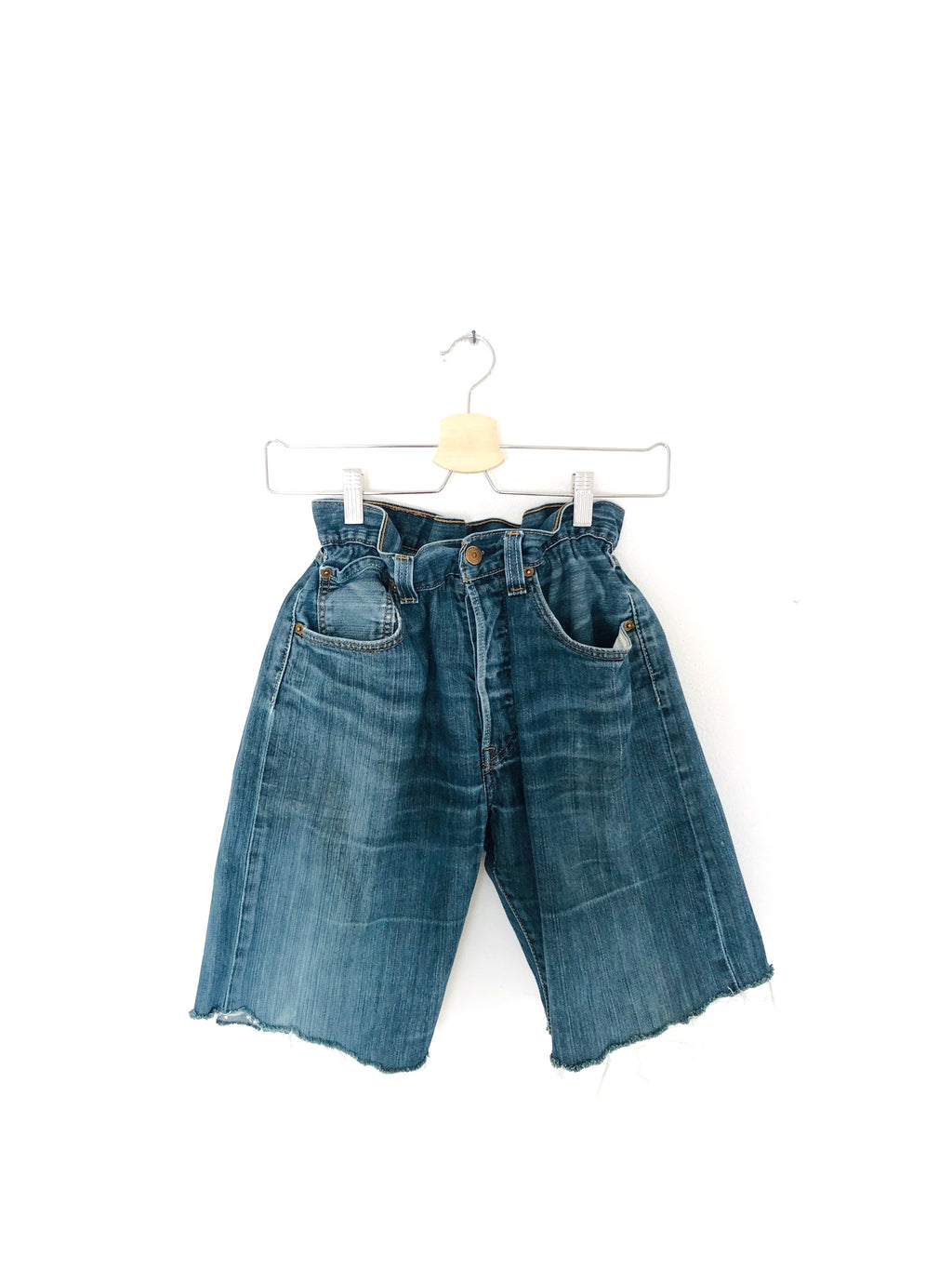 SHORTS A CARAMELLA LEVI'S VINTAGE