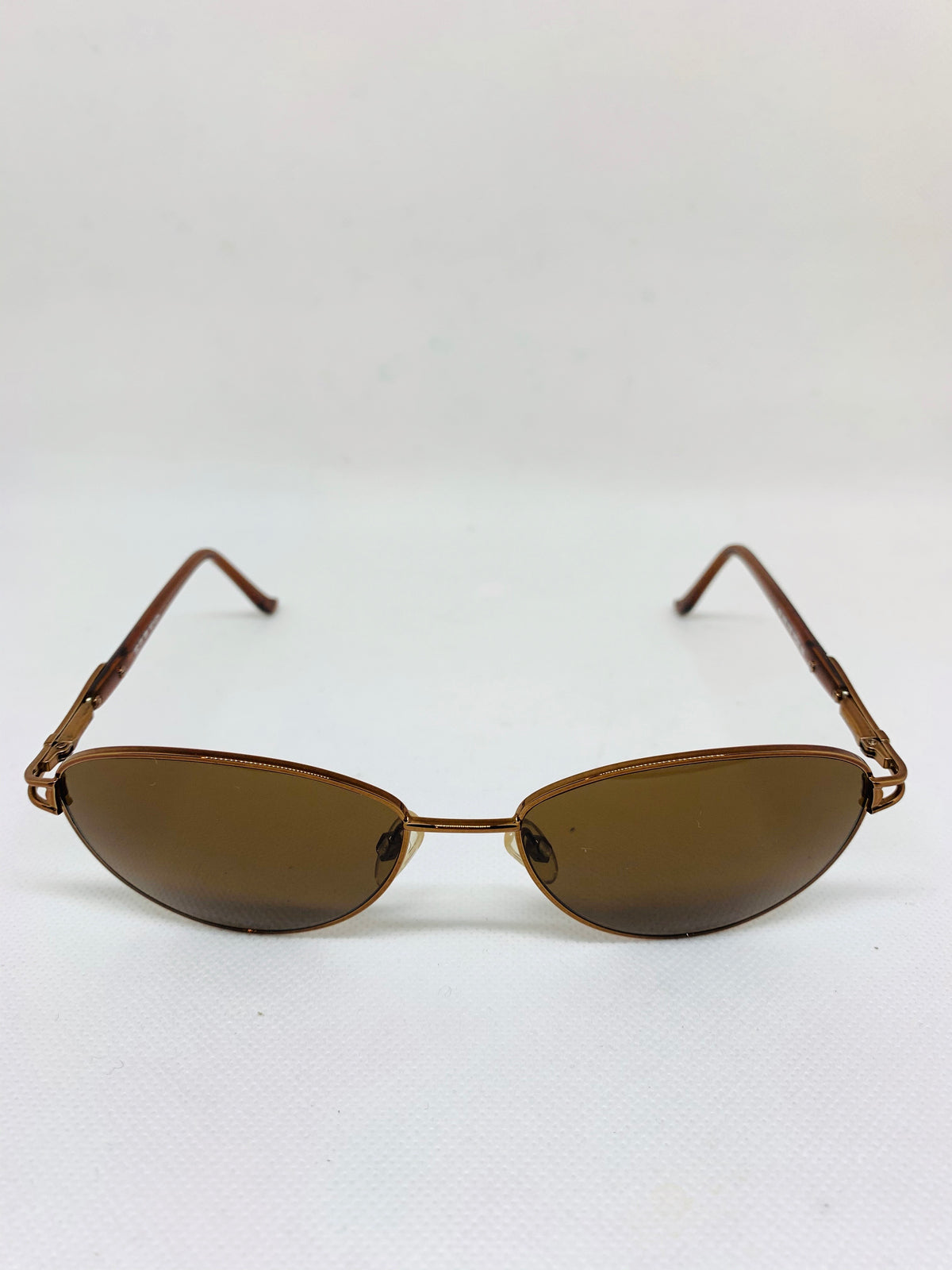 REVLON rv 005 d35 56 17 135 vintage sunglasses DEADSTOCK
