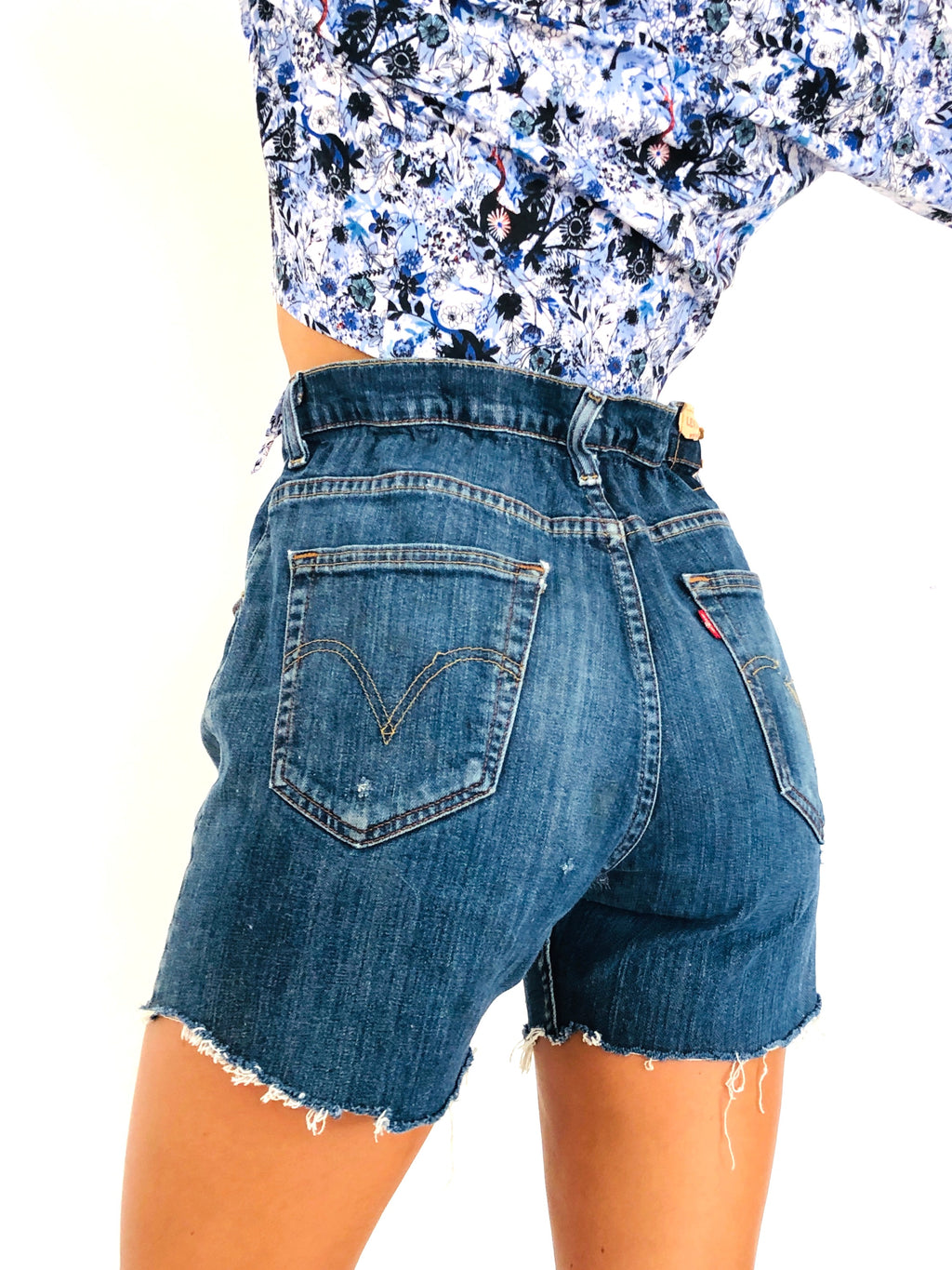 SHORTS A CARAMELLA LEVI'S VINTAGE