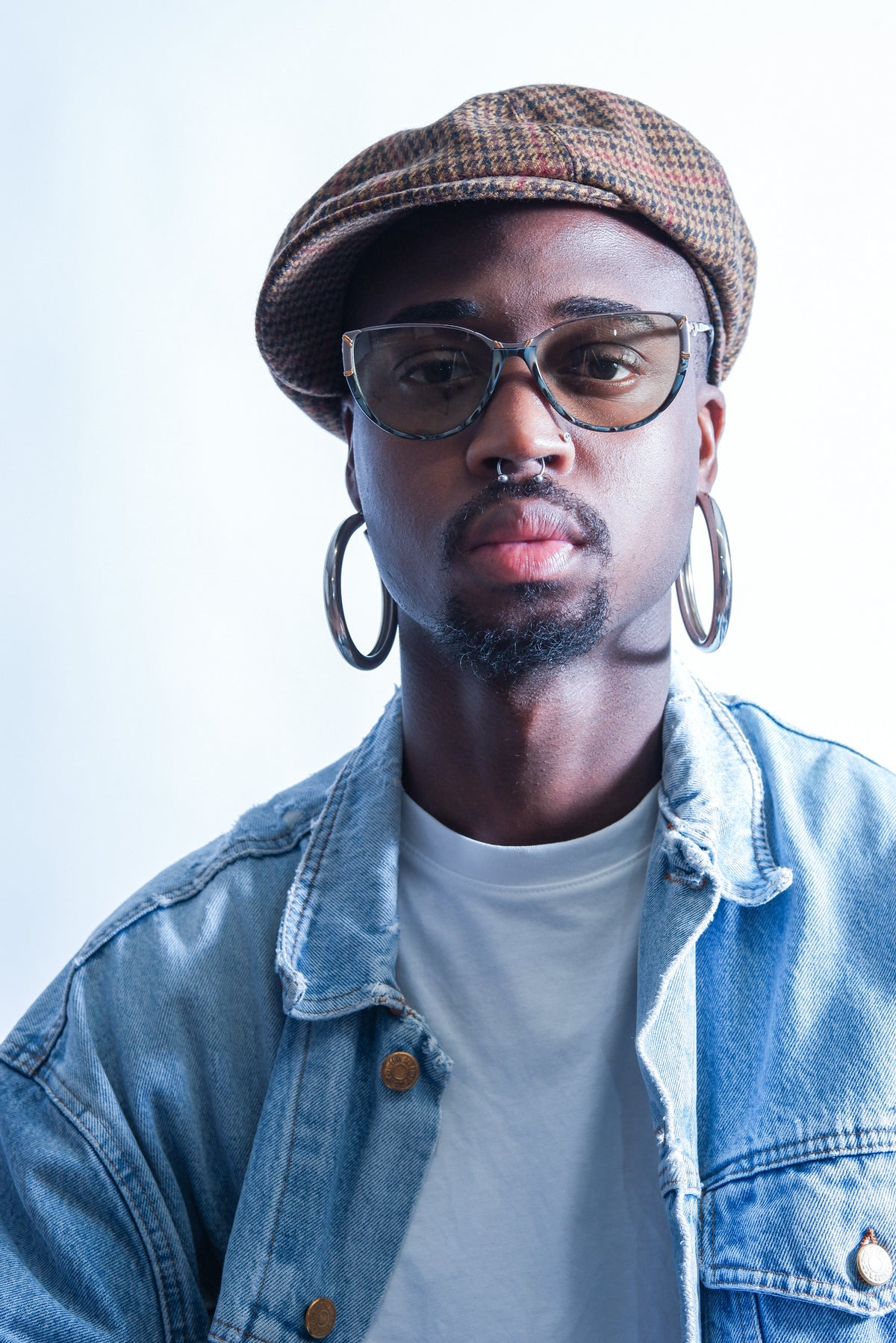 COLISEUM 205 0967 58 17 140 vintage sunglasses DEADSTOCK