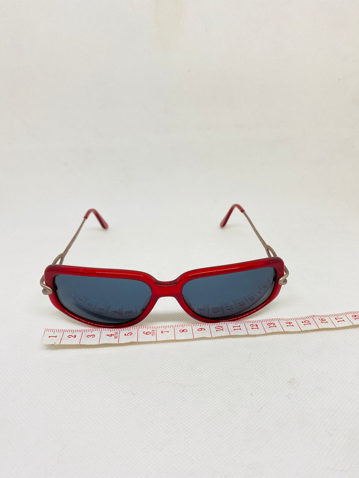 GIAN MARCO VENTURI v556 195 55 16 140 vintage sunglasses DEADTSOCK