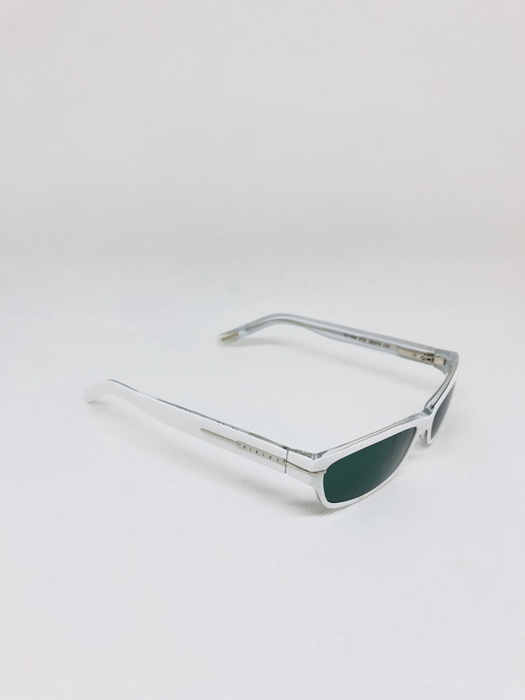 SISLEY sly 656 py4 52 14 135 vintage sunglasses DEADSTOCK