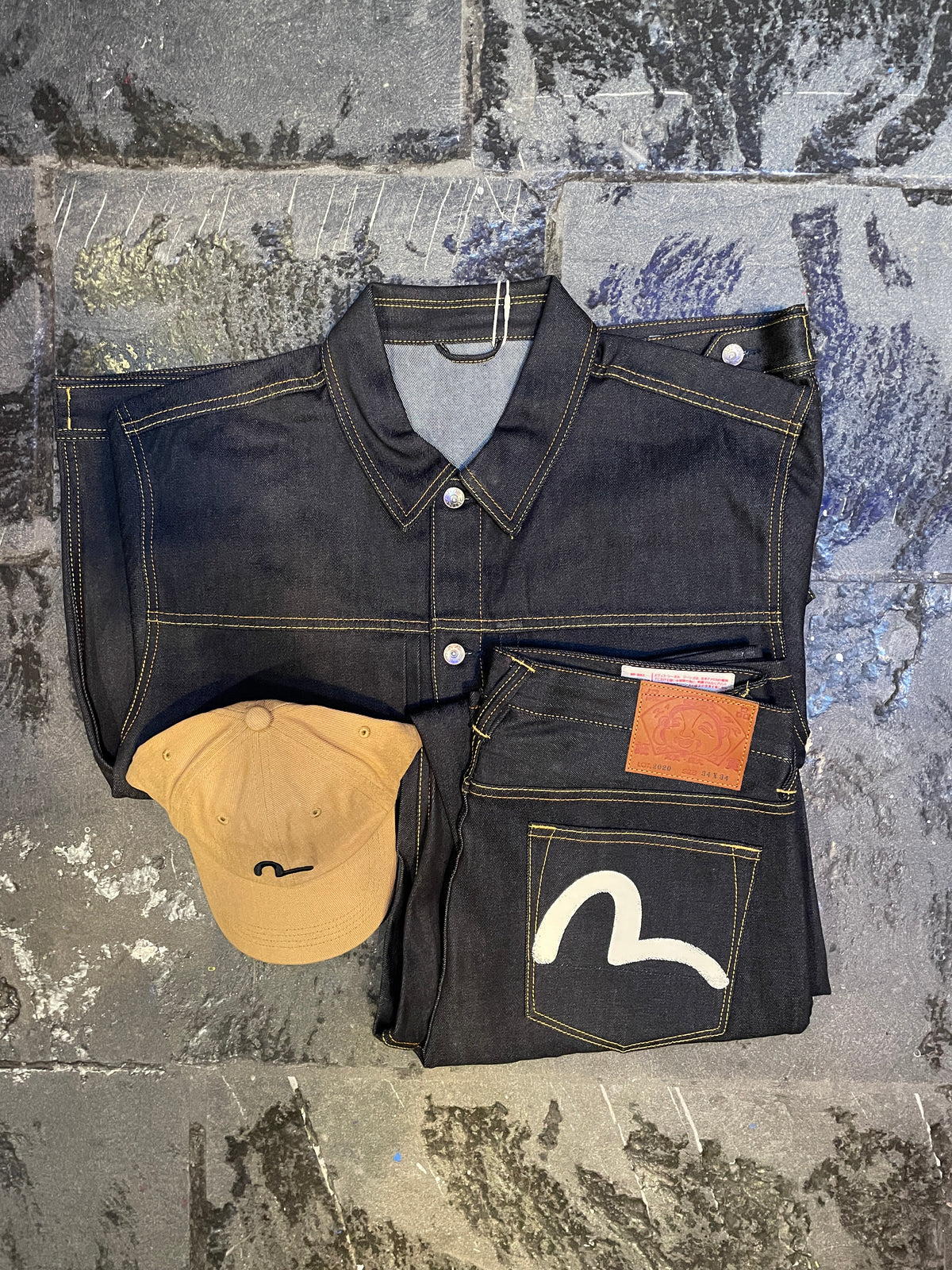 Completo + cappellino Evisu