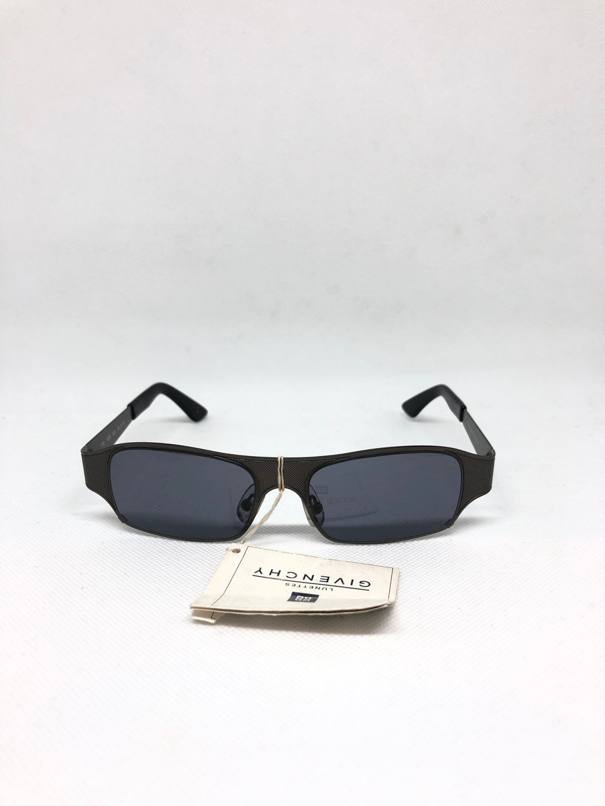 GIVENCHY 1076 001 51 17 130 vintage sunglasses DEADSTOCK