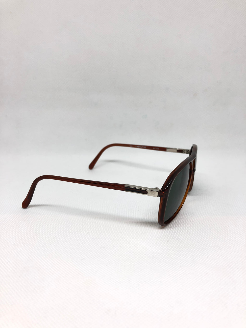 LOZZA executive 999 57 14 140 vintage sunglasses DEADSTOCK