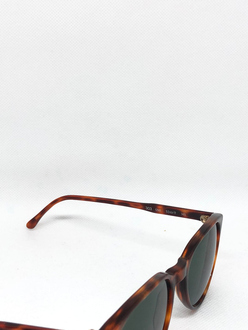 GIORGIO ARMANI 303 050 53-17 145 vintage sunglasses DEADSTOCK