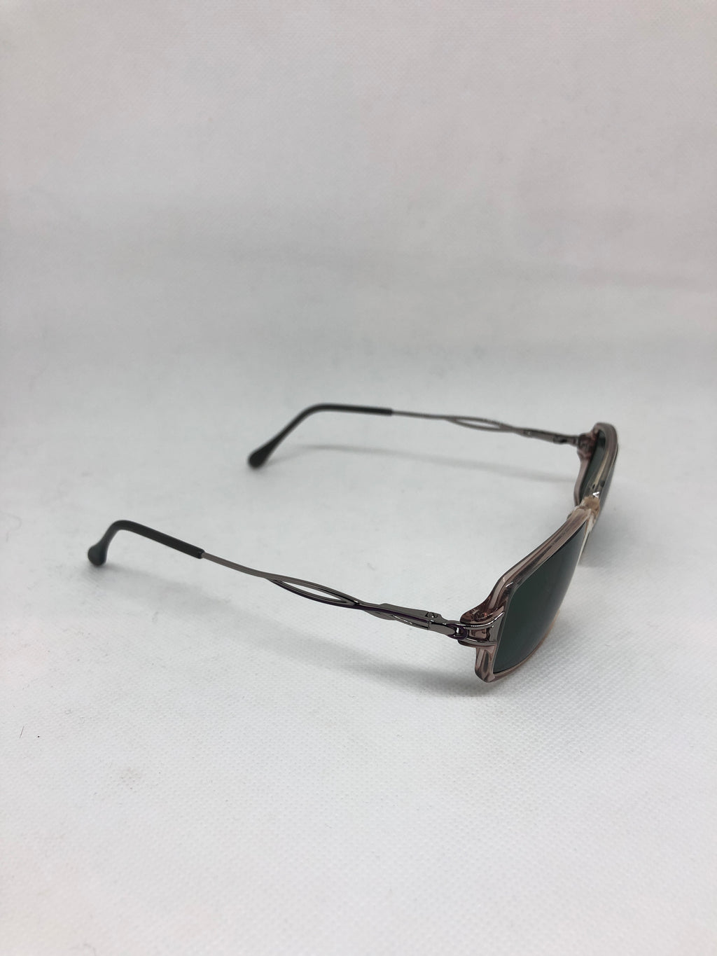 LUXOTTICA lu 4307 l 1054 54 17 135 vintage sunglasses DEADSTOCK