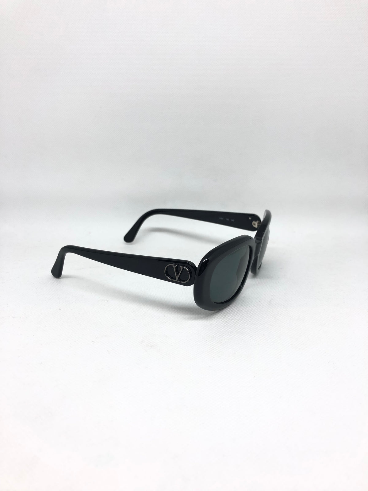 VALENTINO V701 130 140 vintage sunglasses, DEADSTOCK