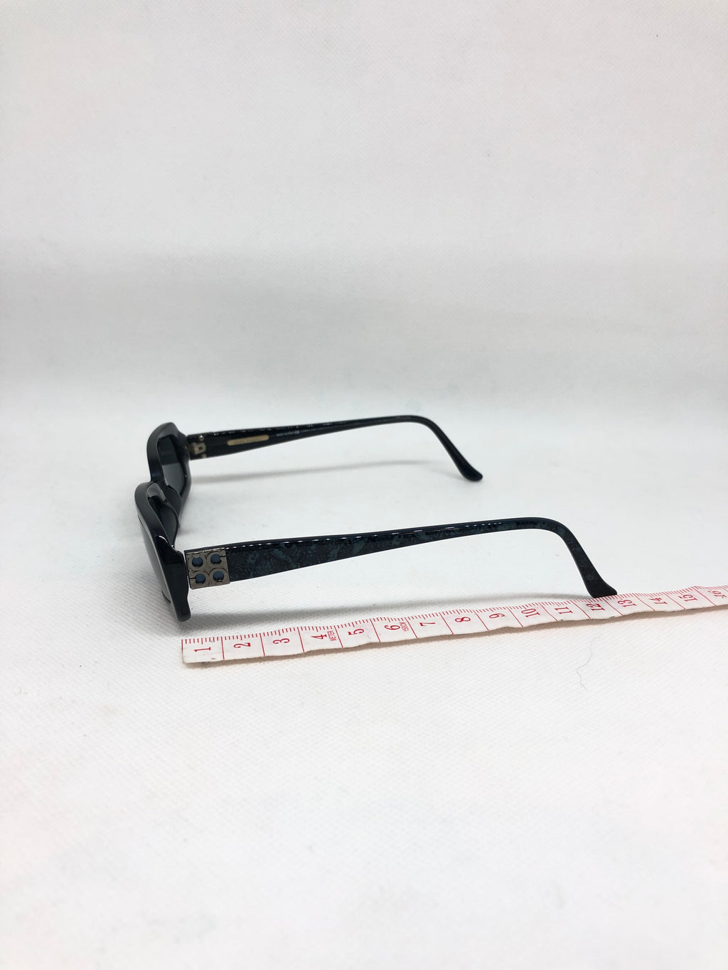 SALVATORE FERRAGAMO 2517 194 50 19 135 vintage sunglasses DEADSTOCK