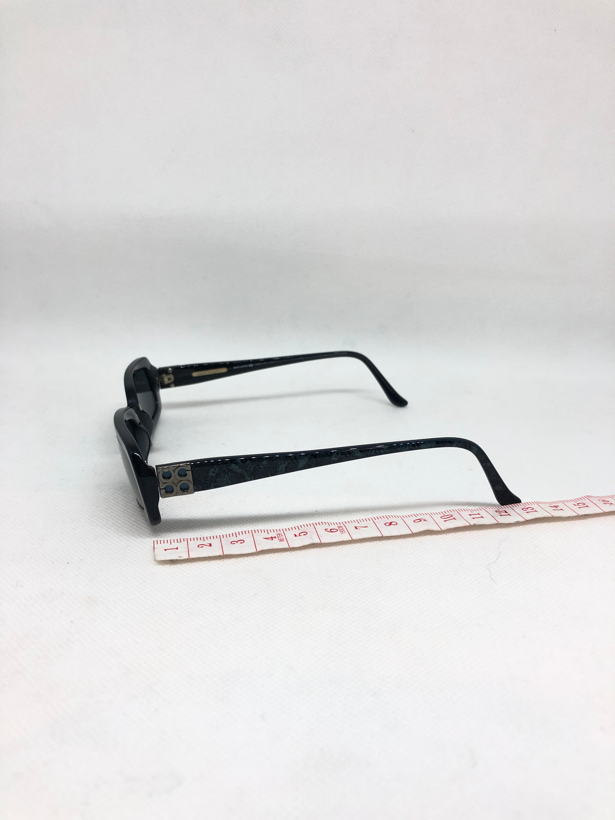 SALVATORE FERRAGAMO 2517 194 50 19 135 vintage sunglasses DEADSTOCK