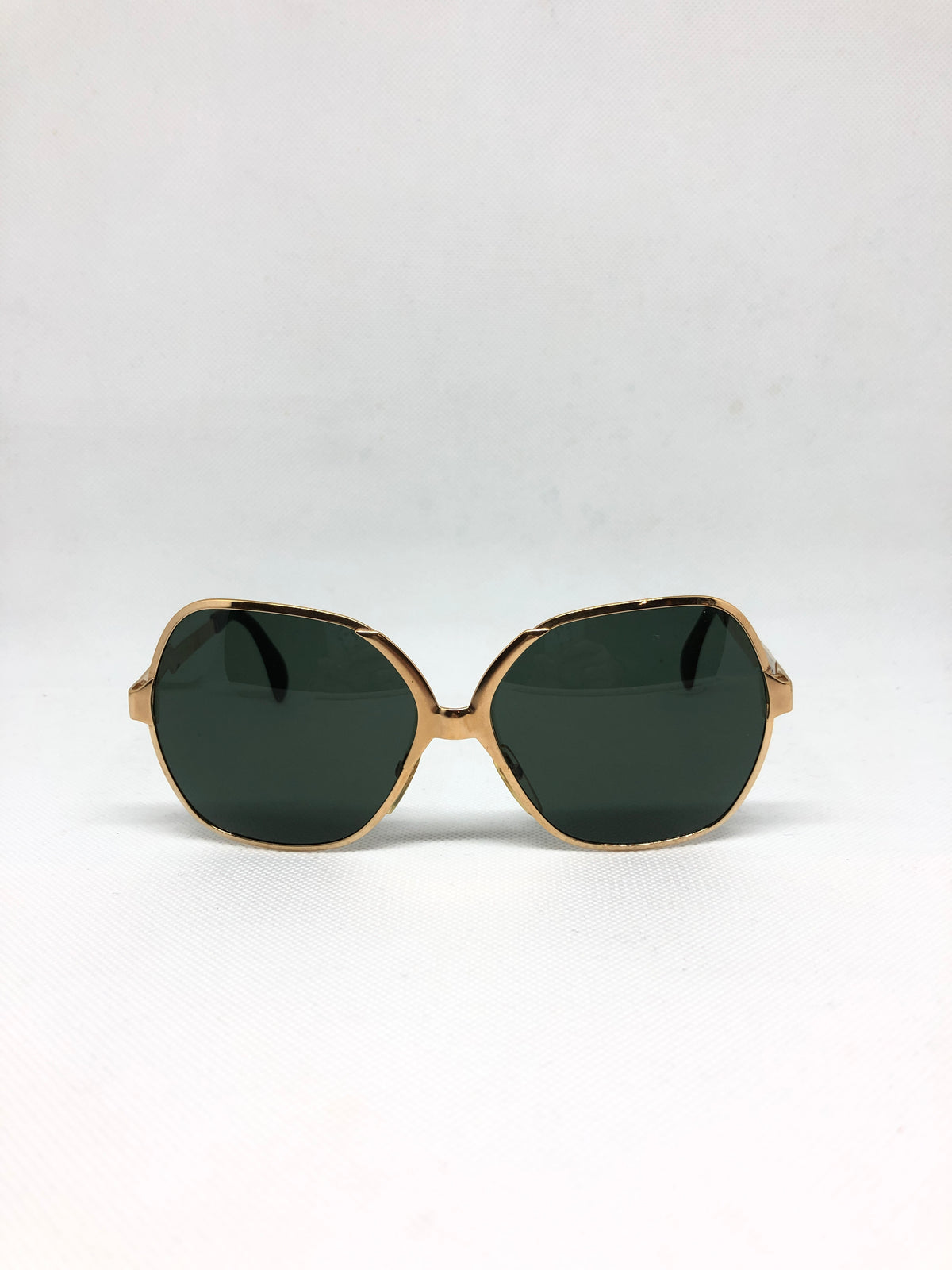 LUXOTTICA 713 gep 20/000 vintage sunglasses DEADSTOCK