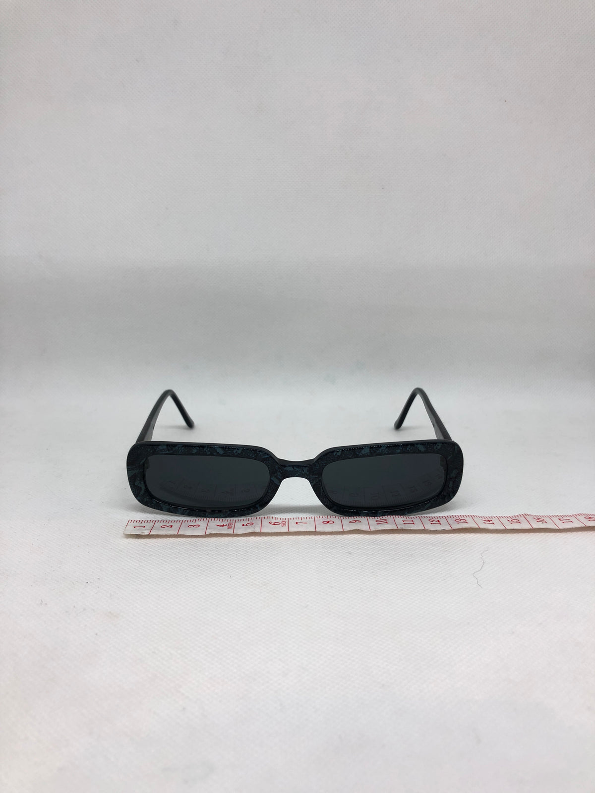 SALVATORE FERRAGAMO 2517 194 50 19 135 vintage sunglasses DEADSTOCK